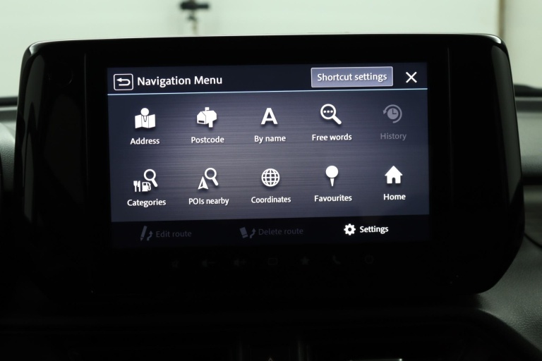 Suzuki Swift - 1.2 Style Smart Hybrid 8