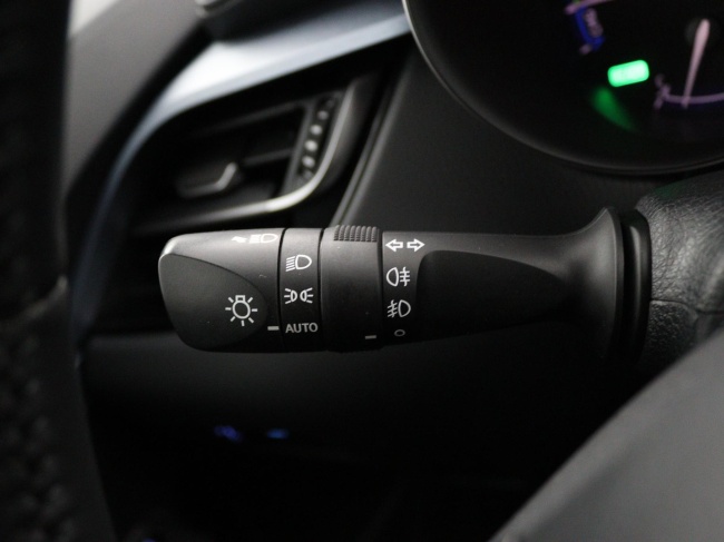 Toyota C-HR - 2.0 Hybrid First Edition