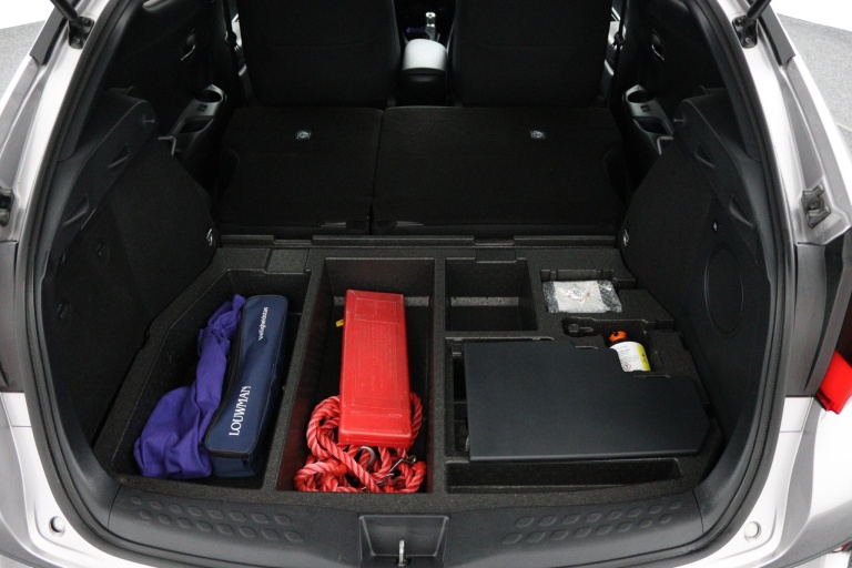 Toyota C-HR - 2.0 Hybrid First Edition 33