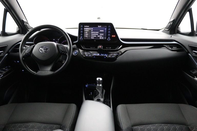Toyota C-HR - 2.0 Hybrid First Edition 4