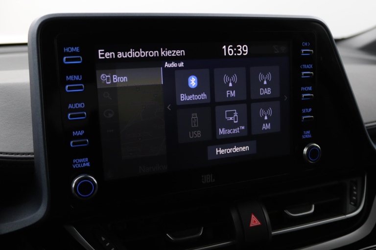 Toyota C-HR - 2.0 Hybrid First Edition 8