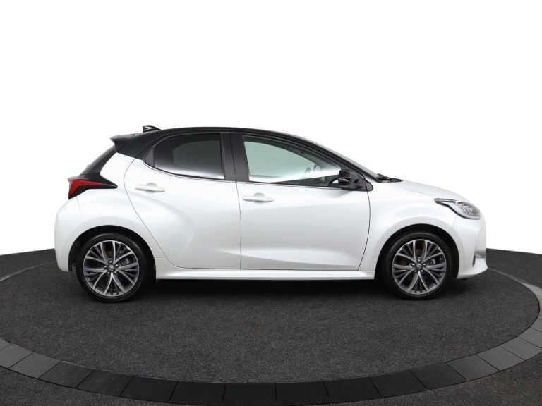 Toyota Yaris - 1.5 Hybrid Executive 13