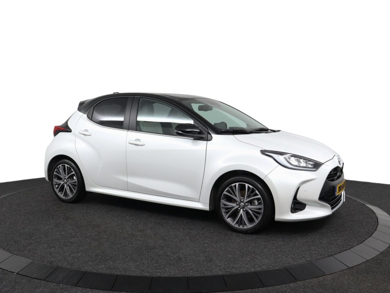 Toyota Yaris - 1.5 Hybrid Executive 14