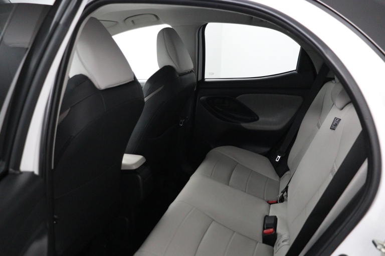 Toyota Yaris - 1.5 Hybrid Executive 18