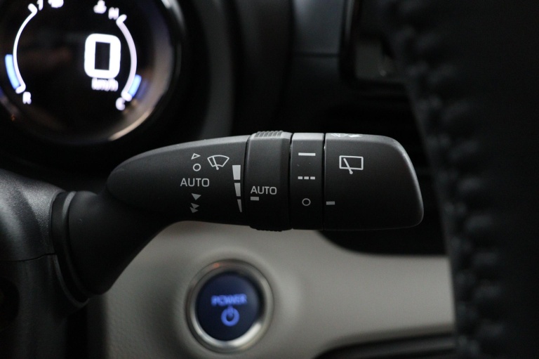 Toyota Yaris - 1.5 Hybrid Executive 32