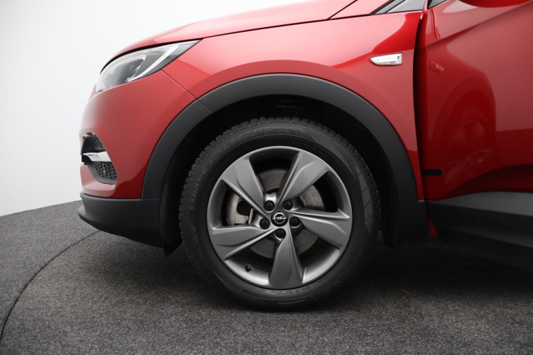 Opel Grandland X - 1.6 Turbo Hybrid Elegance 16