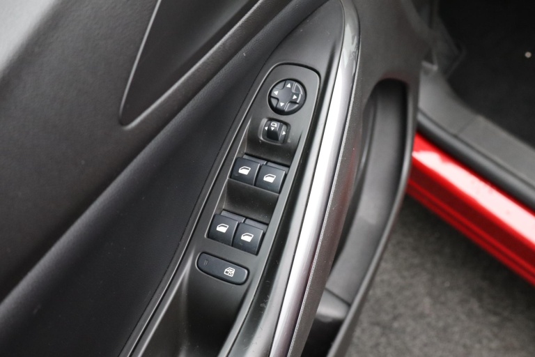 Opel Grandland X - 1.6 Turbo Hybrid Elegance 27