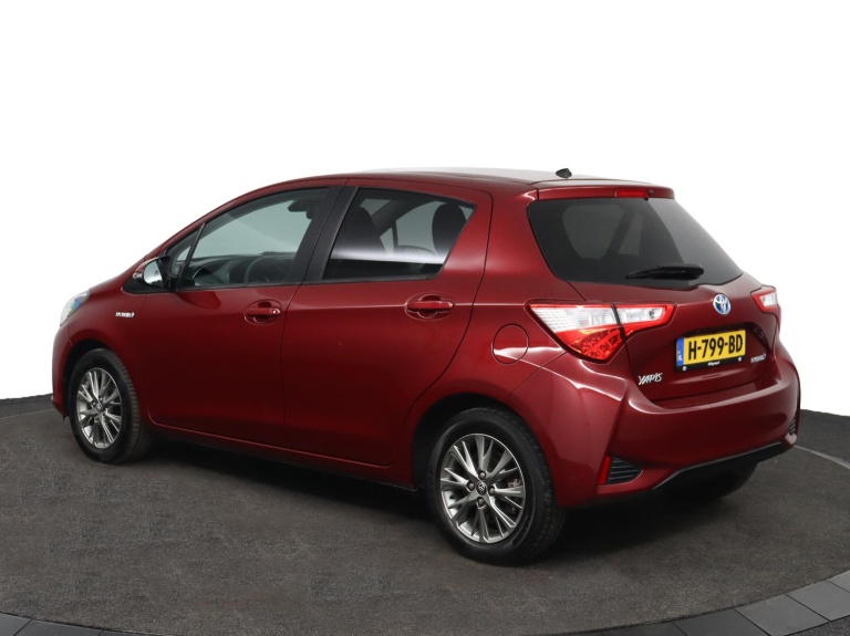 Toyota Yaris - 1.5 Hybrid Dynamic 12
