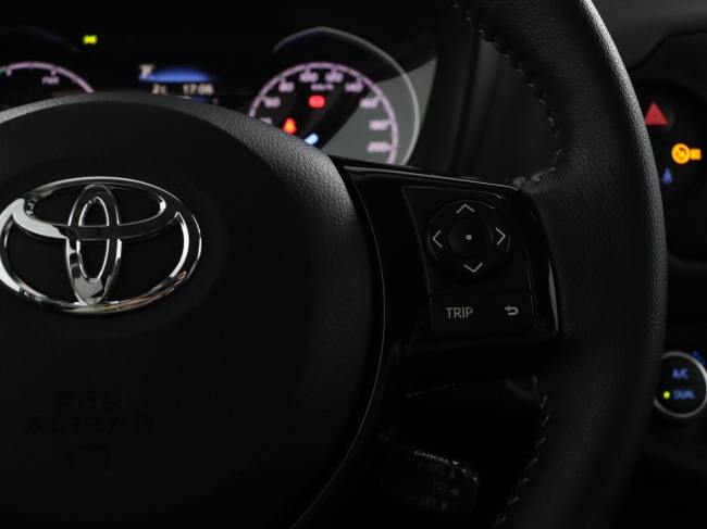 Toyota Yaris - 1.5 Hybrid Dynamic