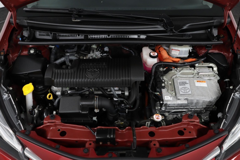 Toyota Yaris - 1.5 Hybrid Dynamic 33