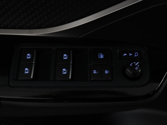 Toyota C-HR - 1.8 Hybrid Dynamic