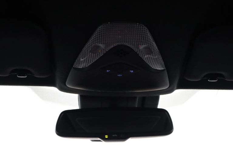 Toyota C-HR - 1.8 Hybrid Dynamic 33