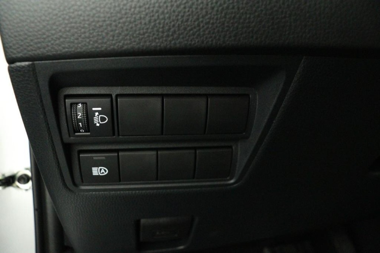 Toyota Yaris - 1.5 Hybrid 115 First Edition 29