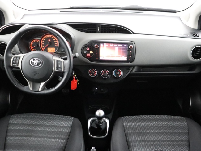Toyota Yaris - 1.3 VVT-i Aspiration