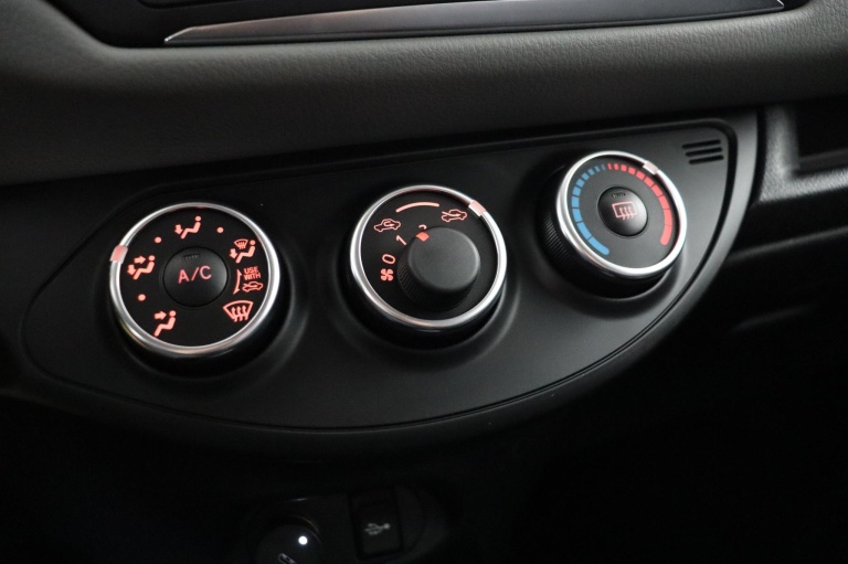 Toyota Yaris - 1.3 VVT-i Aspiration 7