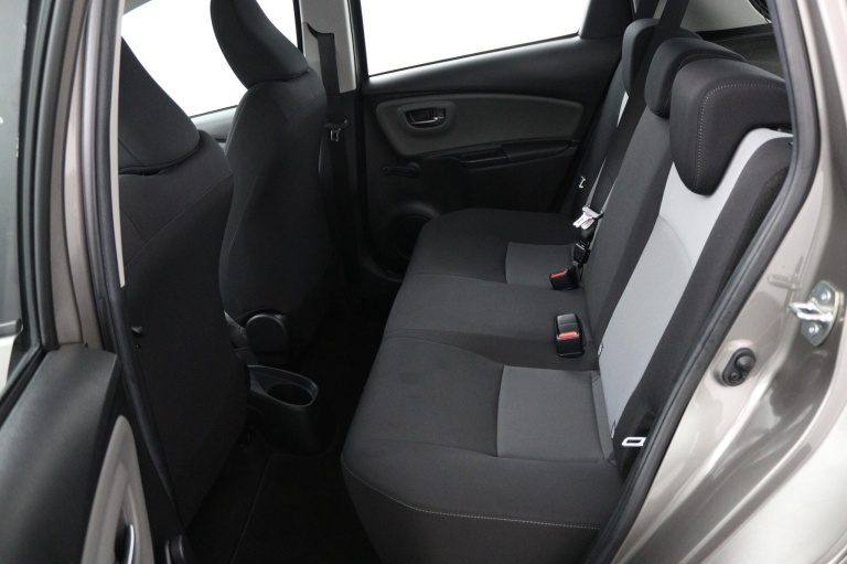 Toyota Yaris - 1.5 VVT-i Active 18