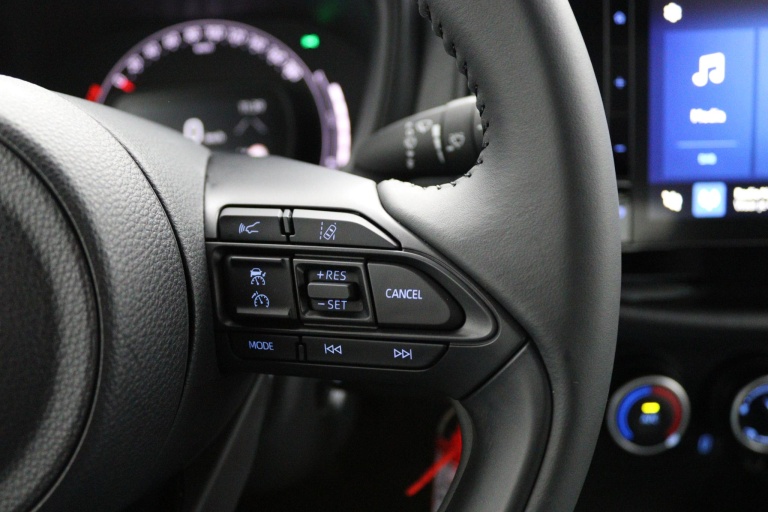 Toyota Aygo X - 1.0 VVT-i S-CVT Play 21