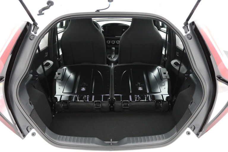 Toyota Aygo X - 1.0 VVT-i S-CVT Play 25