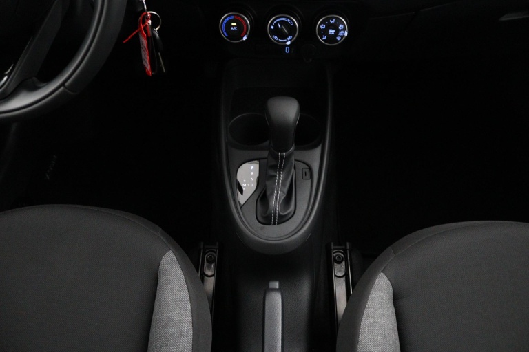 Toyota Aygo X - 1.0 VVT-i S-CVT Play 26