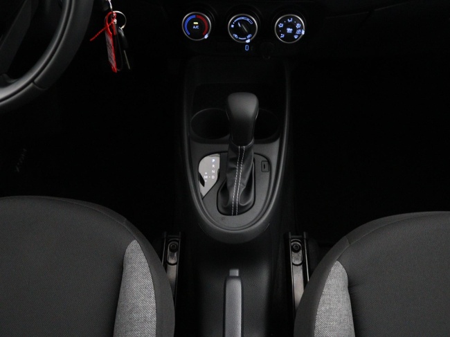 Toyota Aygo X - 1.0 VVT-i S-CVT Play