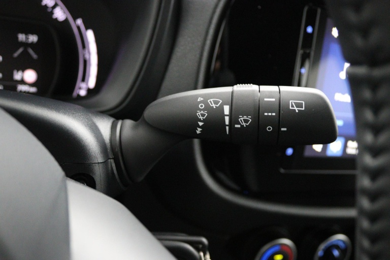 Toyota Aygo X - 1.0 VVT-i S-CVT Play 30