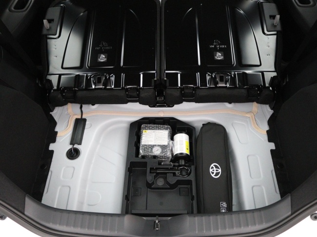 Toyota Aygo X - 1.0 VVT-i S-CVT Play