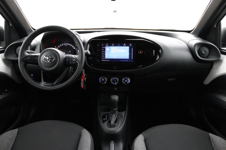 Toyota Aygo X - 1.0 VVT-i S-CVT Play 4