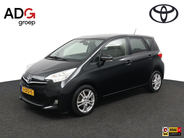 Toyota Verso-S - 1.3 VVT-i Dynamic 1