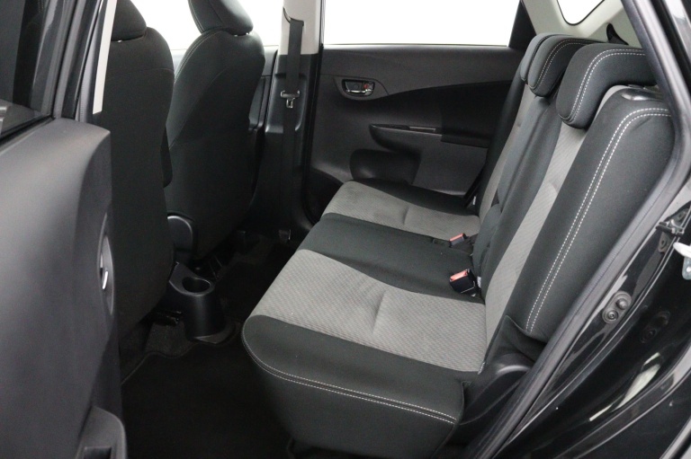 Toyota Verso-S - 1.3 VVT-i Dynamic 12