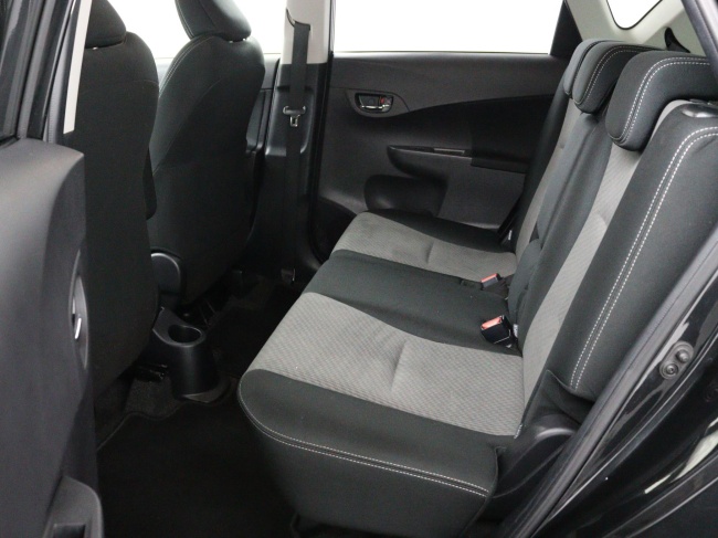 Toyota Verso-S - 1.3 VVT-i Dynamic