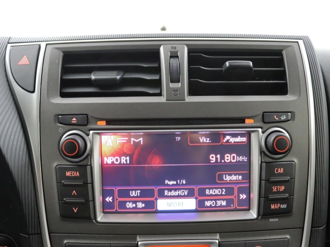 Toyota Verso-S - 1.3 VVT-i Dynamic