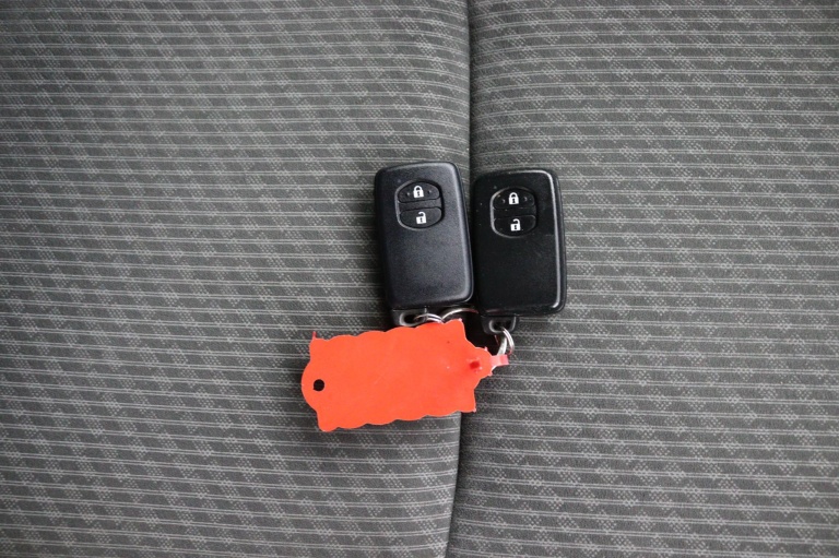 Toyota Verso-S - 1.3 VVT-i Dynamic 24