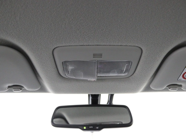 Toyota Verso-S - 1.3 VVT-i Dynamic