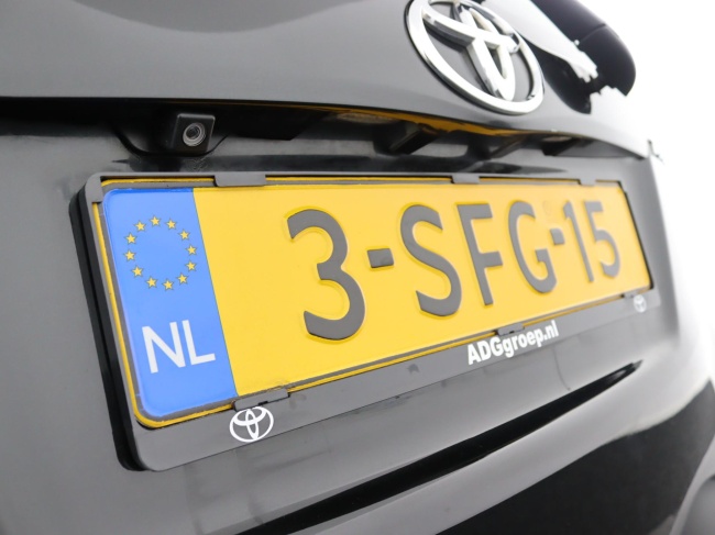 Toyota Verso-S - 1.3 VVT-i Dynamic