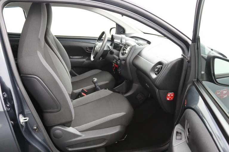 Toyota Aygo - 1.0 VVT-i x-fun 10