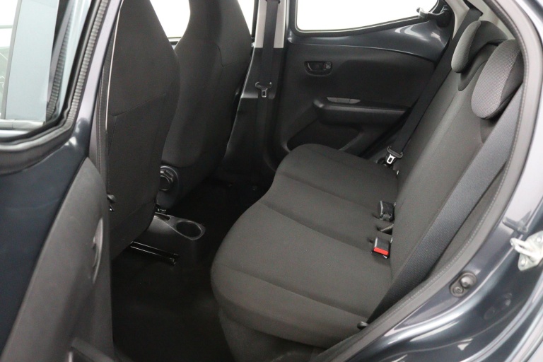 Toyota Aygo - 1.0 VVT-i x-fun 12