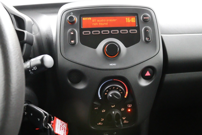 Toyota Aygo - 1.0 VVT-i x-fun 13