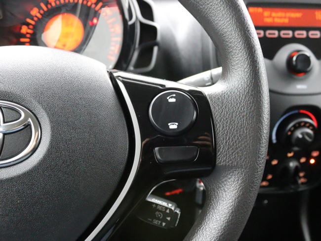 Toyota Aygo - 1.0 VVT-i x-fun