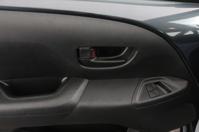 Toyota Aygo - 1.0 VVT-i x-fun 27