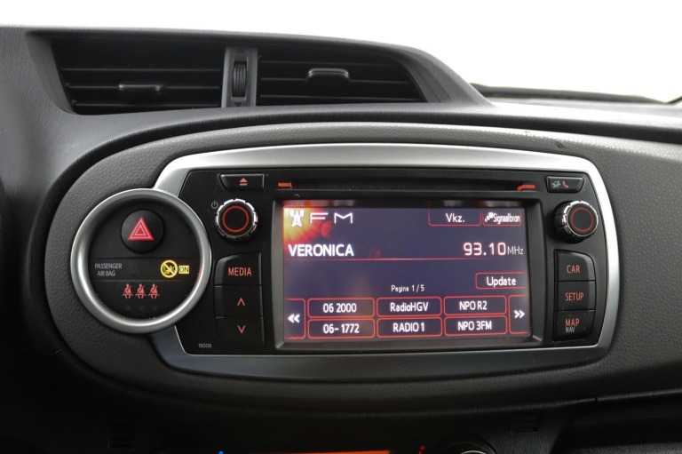 Toyota Yaris - 1.0 VVT-i Aspiration 13