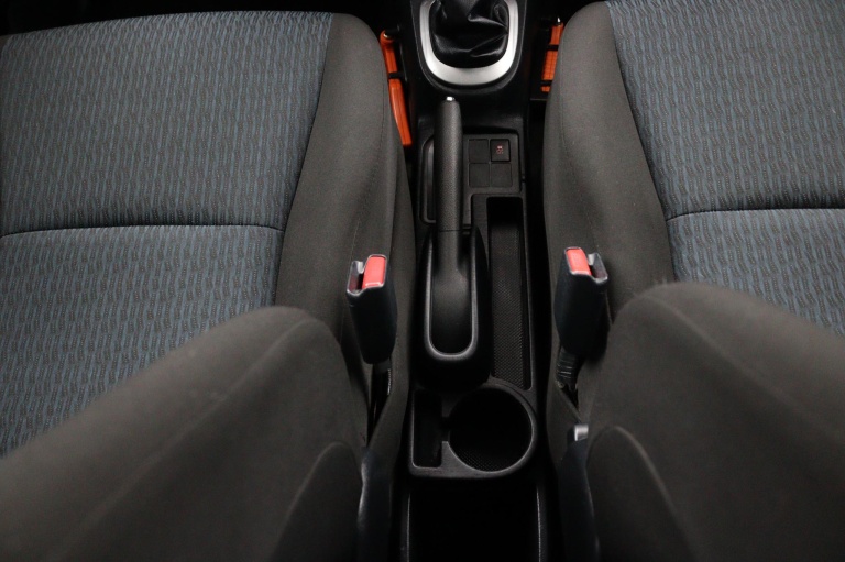 Toyota Yaris - 1.0 VVT-i Aspiration 23