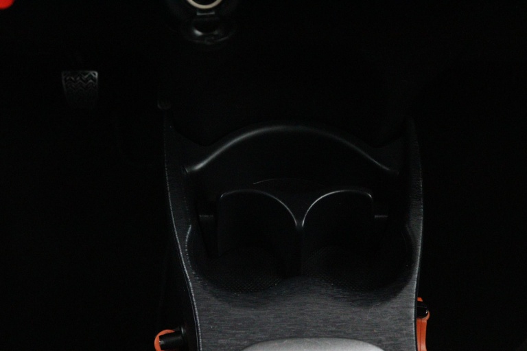 Toyota Yaris - 1.0 VVT-i Aspiration 24