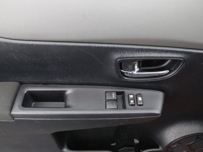 Toyota Yaris - 1.0 VVT-i Aspiration