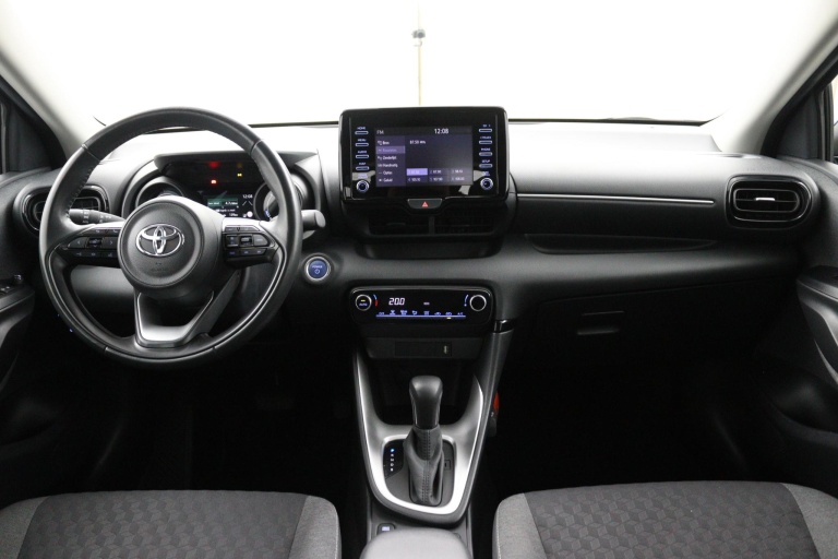 Toyota Yaris - 1.5 Hybrid Dynamic 11
