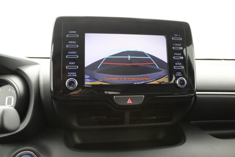 Toyota Yaris - 1.5 Hybrid Dynamic 13