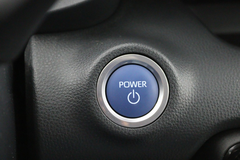 Toyota Yaris - 1.5 Hybrid Dynamic 19