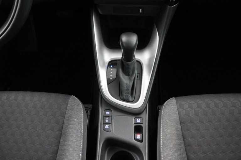 Toyota Yaris - 1.5 Hybrid Dynamic 23