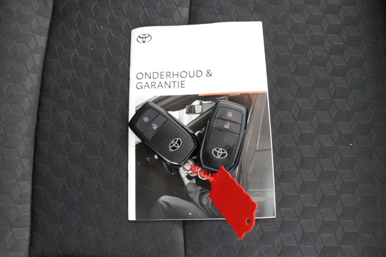 Toyota Yaris - 1.5 Hybrid Dynamic 25