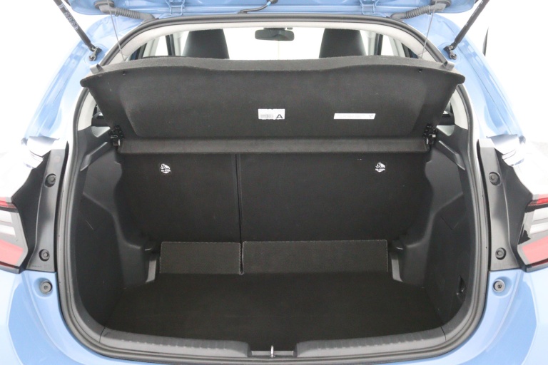 Toyota Yaris - 1.5 Hybrid Dynamic 27