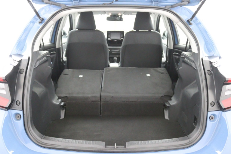 Toyota Yaris - 1.5 Hybrid Dynamic 29